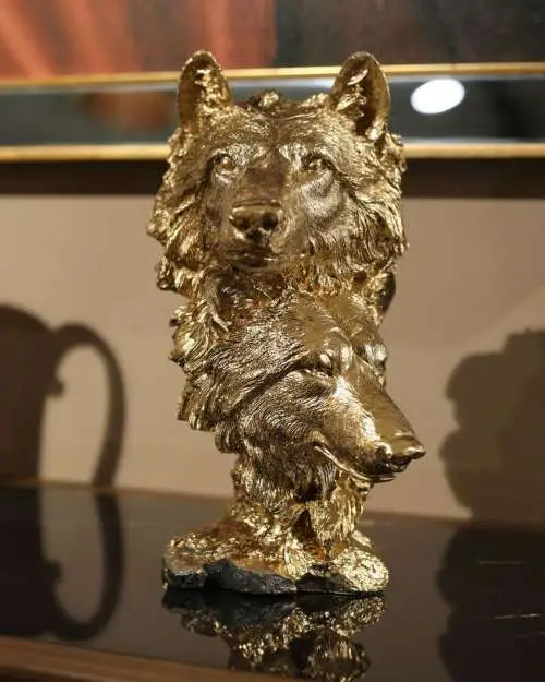 golden wolf bust 