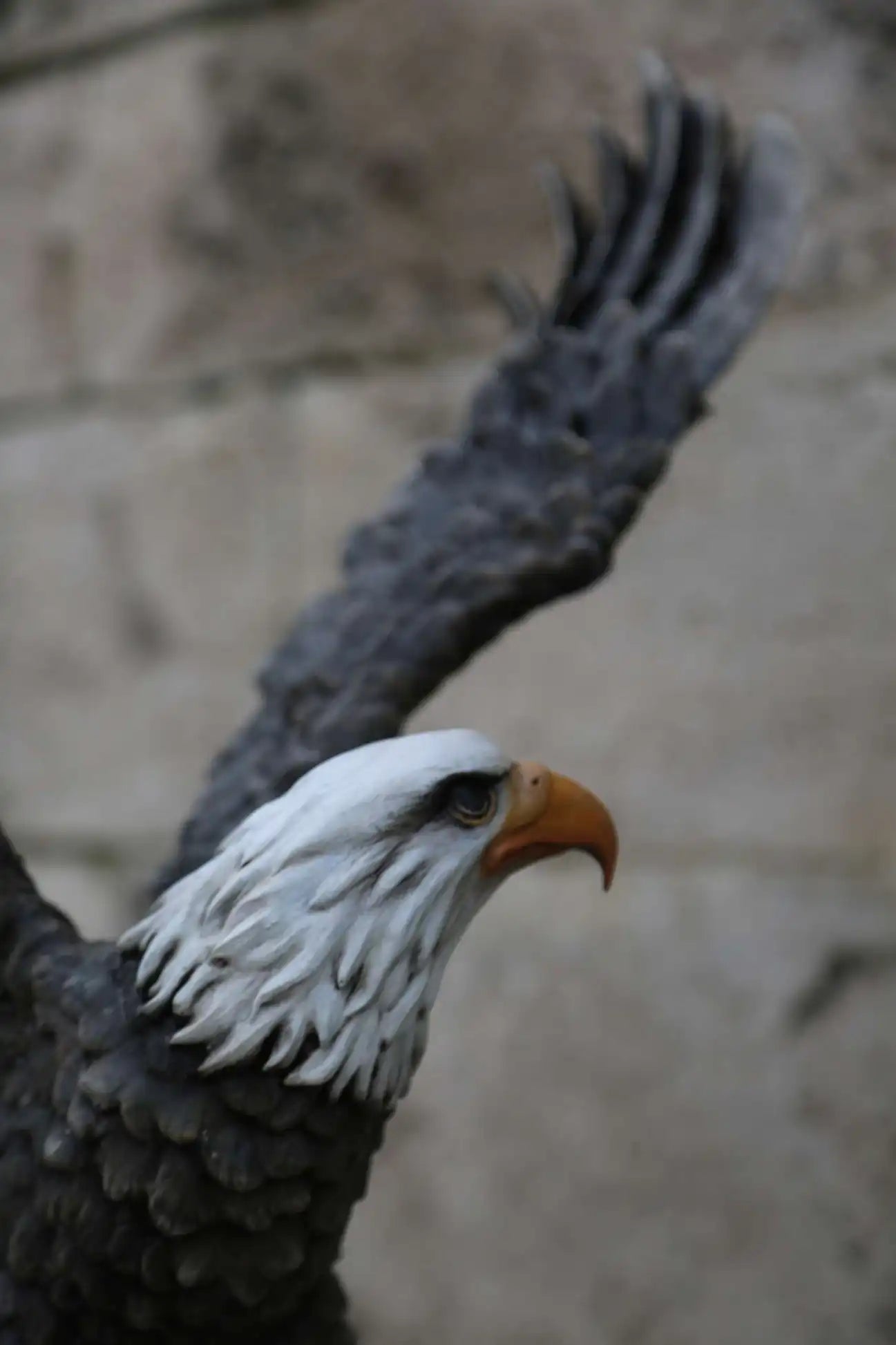 Büyük Kartal Heykeli