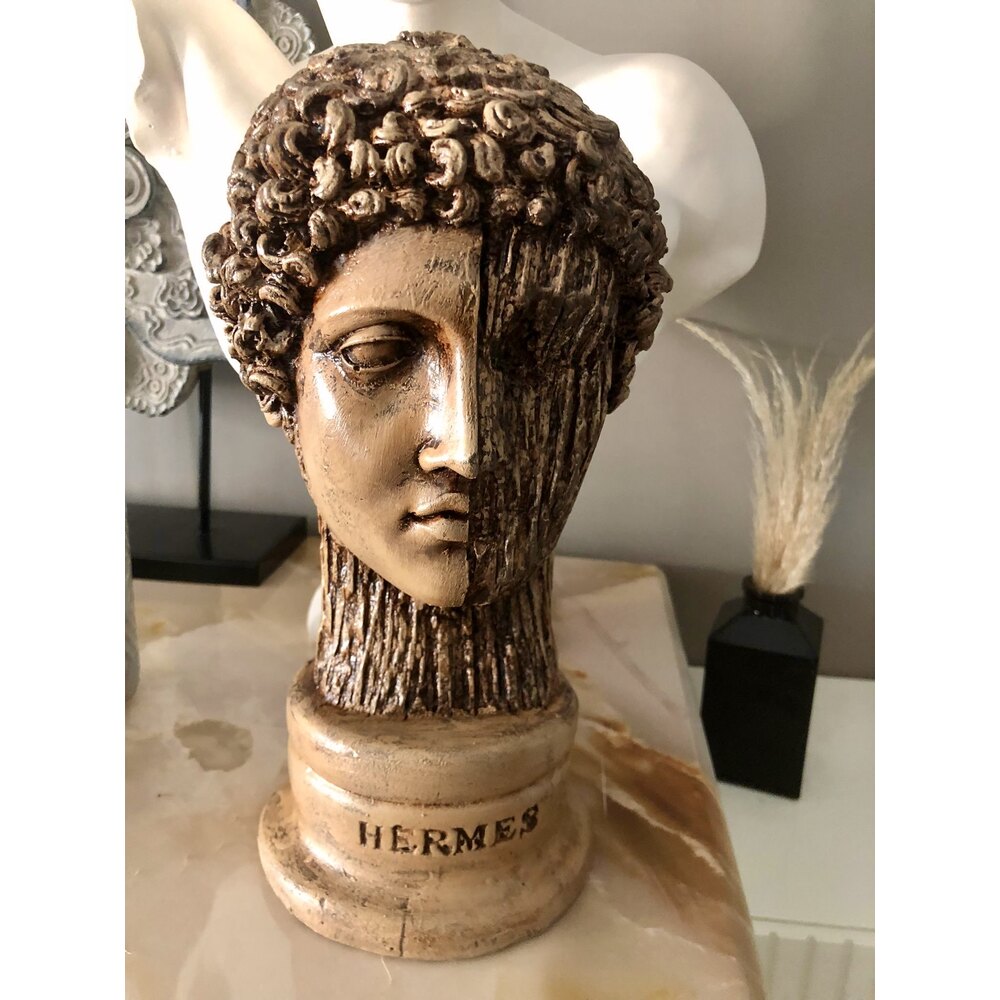 Hermes Statue