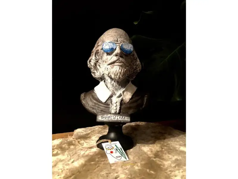 shakespeare bust